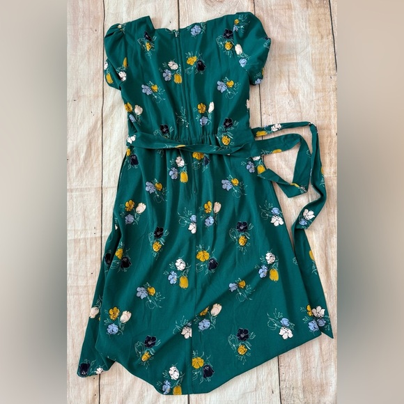 ModCloth Size L Green Floral Poetic Presence Pleated Faux Wrap Lined Dress - Picture 5 of 7